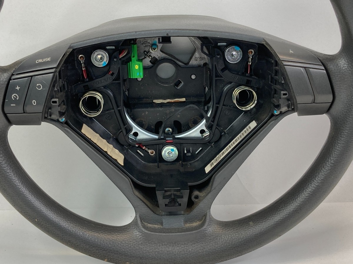 2001-2004 Volvo S60 Steering Wheel 3 Spoke w Cruise Control