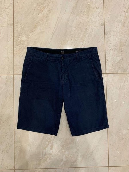 Men Hugo Boss Shorts Navy 31 / M / 44