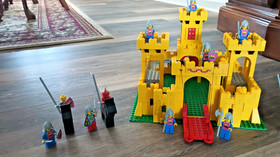 1979 Legoland Lego Yellow Castle System Set 375/6075