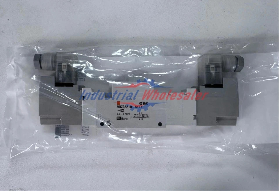 ONE NEW SMC Solenoid Valve VQZ3521B-5YZ1-02 DHL SHIPPING
