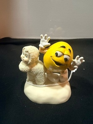 Snowbabies x M&M s  I m Nuts About Dancing  Figurine | Dept 56 2004 | Yellow M&M