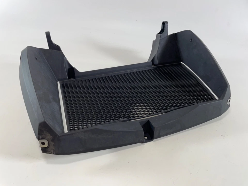 BMW F 800 GS E8GS 2008-12 - cache radiateur 46637698571 d'occasion - Photo 4/4