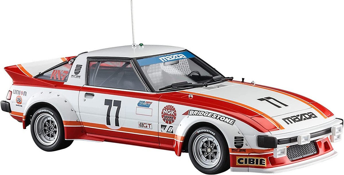 Mazda Savanna RX-7 (SA) 1/24スケールモデル Amazon.com: Hasegawa 20635 1/24 Mazda Savanna RX-7 SA 22C