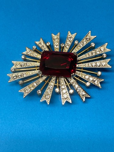 Avon Kenneth Jay Lane KJL Vintage Shimmering Rhinestone Pin w/Red Stone-NEW - 第 1/11 張圖片