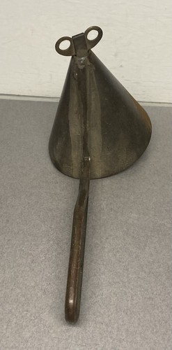 Antiker primitiver kegelförmiger Drehschlüssel Eisportionierer Metall rustikal - Bild 3 von 8