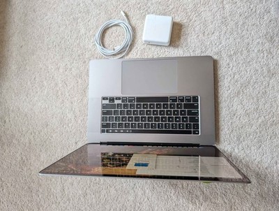 Apple MacBook Pro 16