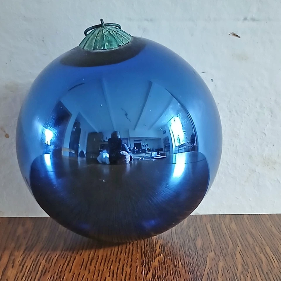 Ancienne boule de noël en verre soufflé églomisé,  10cm de diamètre,  vers 1900 - Photo 2/4