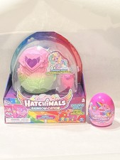 Hatchimals Rainbow-Cation Family Hatchy Homes Family and Playsets