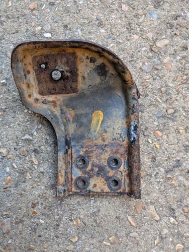 Suzuki Samurai santana SJ410 transfer box mount #11 - Picture 2 of 7