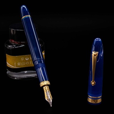 OMAS Ogiva Fountain Pen - Blue Gold