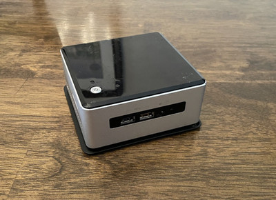 INTEL NUC NUC6i5SYH Mini Desktop i5-6260U 8GB RAM 250GB SSH WINDOWS 11  PRO
