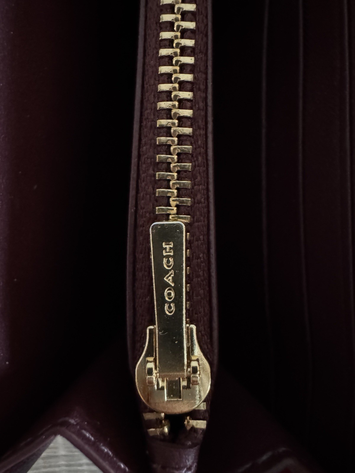 Coach Signature Canvas Accordion Zip Wallet Brown Red Leather Trim Gold Hardware thumbnail 7