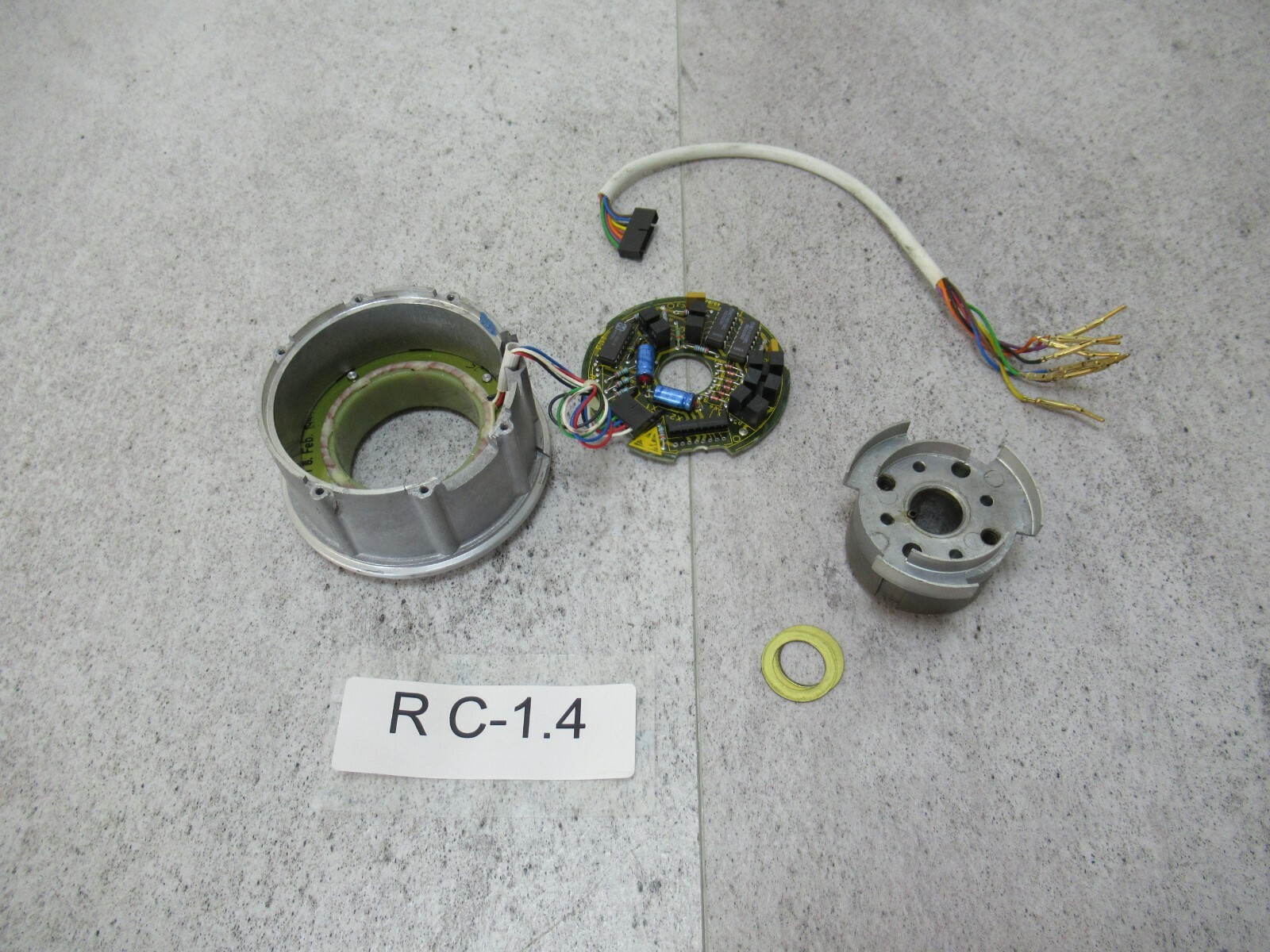 Bosch 1070054579-111 Tachogenerator Complete Bosch 048764-3087 Rotation Sensor