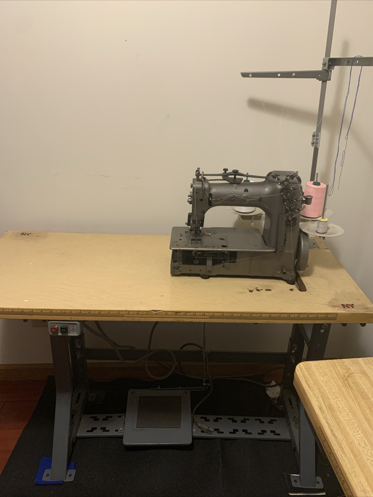 Industrial Strength Sewing Machine Heavy Duty Upholstery + Leather +Motor+Table eBay