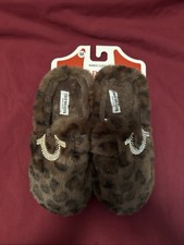 True Religion LEOPARD Slippers with Rhinestone Horseshoe, Med 6.5-7.5 NEW W/Tags