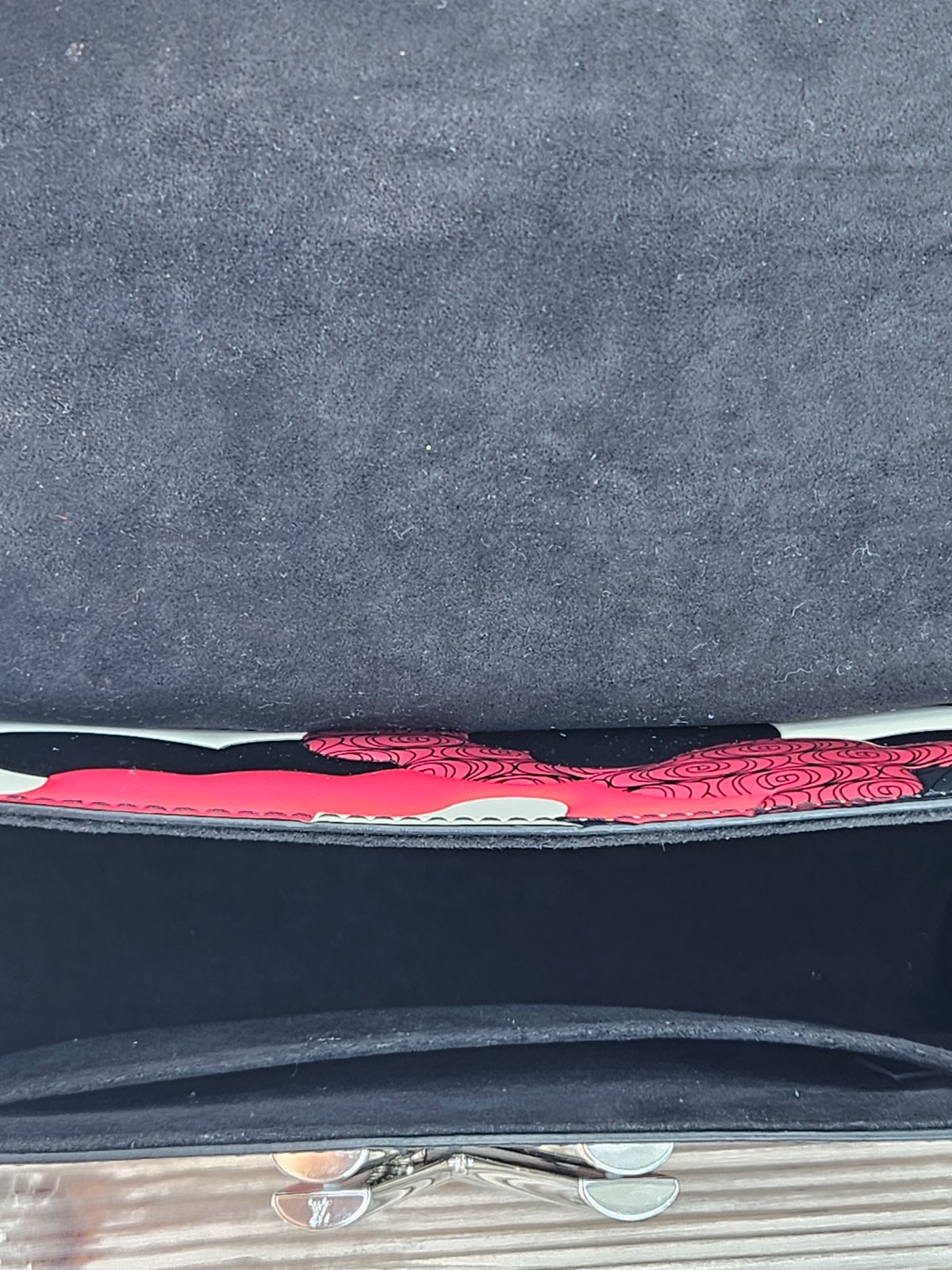 Louis Vuitton Twist MM Patchwork Waves Cruise Col… - image 10