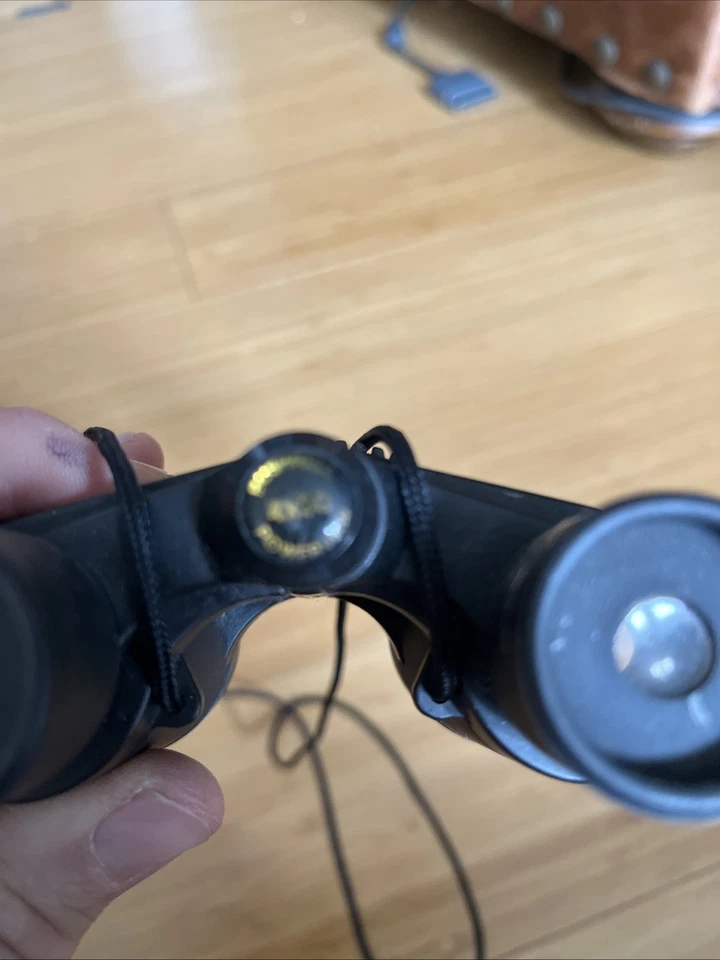 Bushnell Black 4x30 Powerview Insta Focus Coated Lens General Binoculars - Image 2 of 4