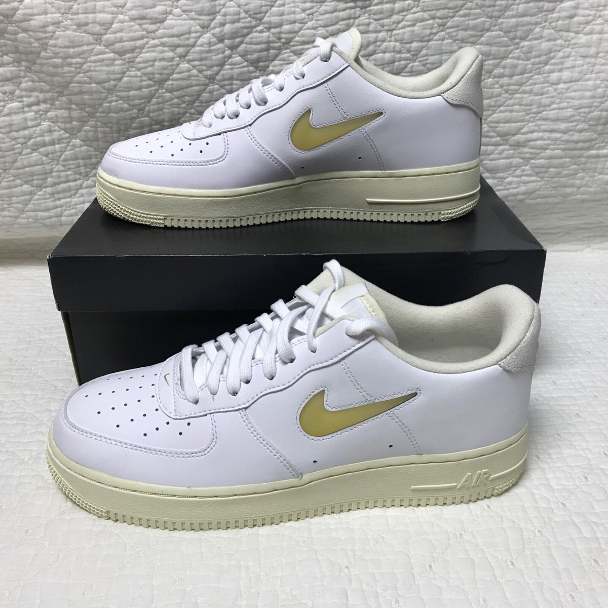ナイキ25.0cm エアフォース1 07 LX /バニラ DC8894-100 Men-s-Nike-Air-Force-1-07-LX-