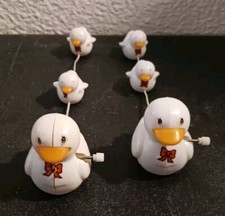 2 Vintage Wind-up Toys Duck With Ducklings Plastic Pair Working