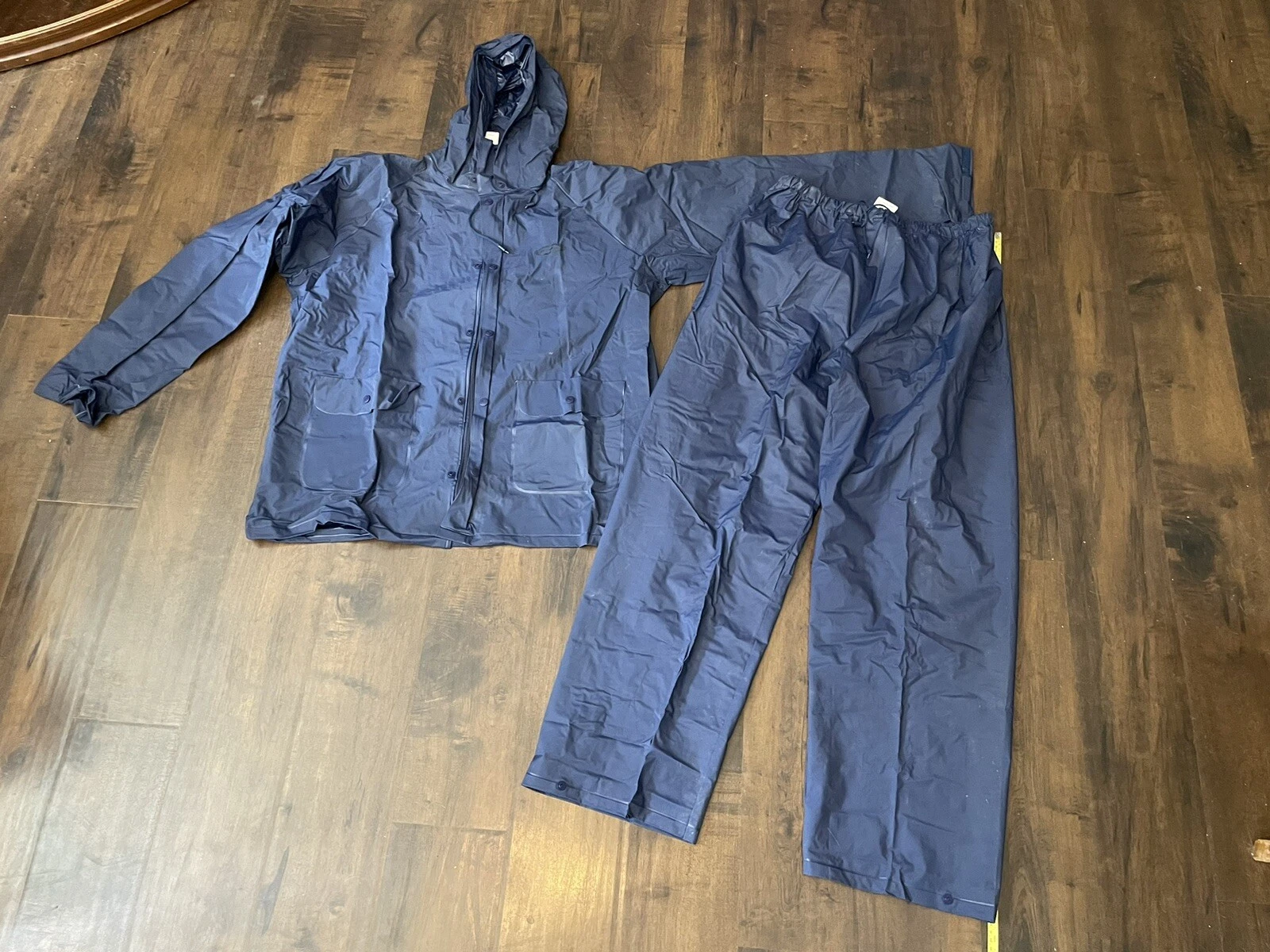 2pc RAIN SUIT, NAVY, UNISEX, EUC, SZ M/L
Opens in a new window or tab