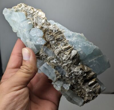 Medium cabinet sized specimen of Aquamarine with muscovite from nagar valley, 