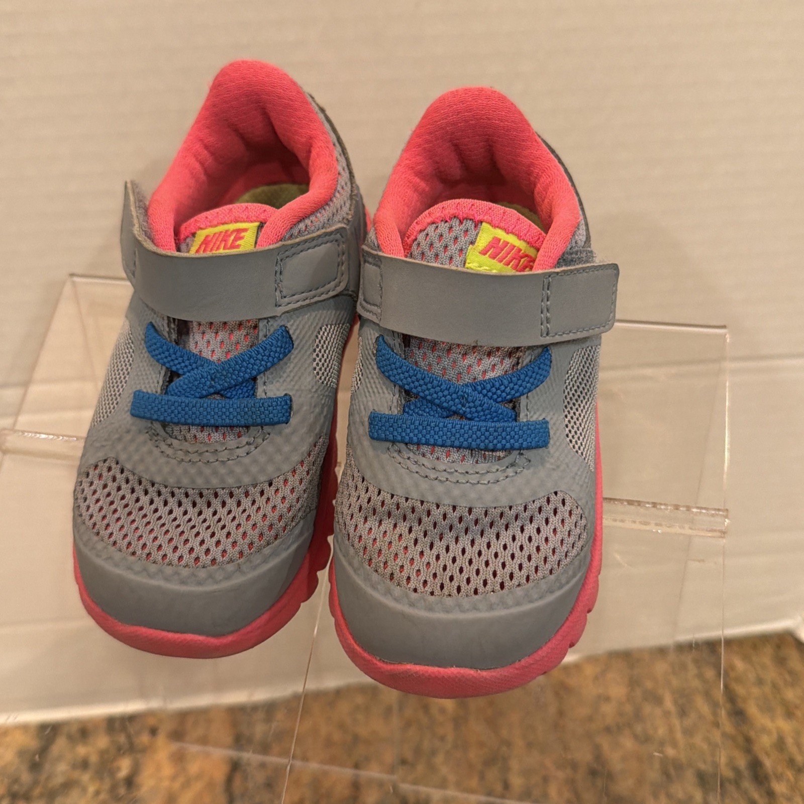 Sneakers Size 6c Grey/pink