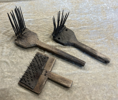 Primative Wooden Flat Hand Carder with 2 Hetchel flax primitive combs lot of 3.