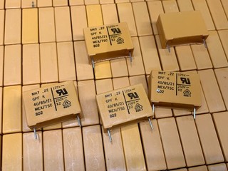 672 pcs 0.22uF 250VAC X2 Metallized Polyester Safety Film Suppression Capacitors