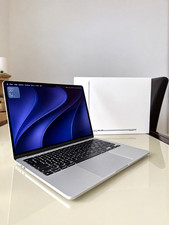 Apple MacBook Air 13" 2024 Silber MacBook Air 13” M3 | 16 GB RAM | 512 GB SSD