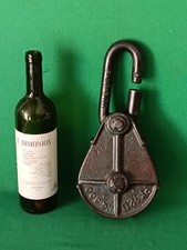 VECCHIA CARRUCOLA PULEGGIA FERRO E GHISA PORTATA MASSIMA 300 KG VINTAGE. DL33