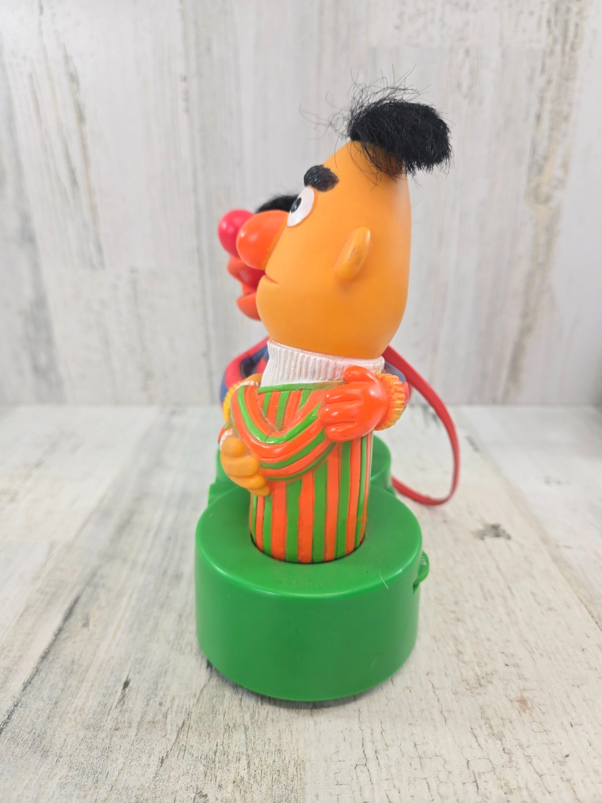 Sesame Street Burt and Ernie AM Radio Muppets Inc Hong Kong See Video Works