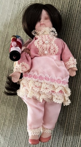 American Girl Samantha Doll’s Porcelain Doll Clara with Nutcracker – NIB