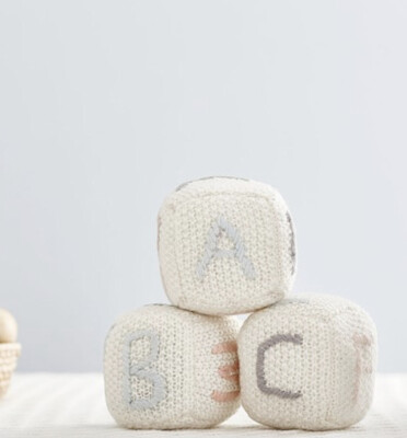 Pottery Barn Knit Alphabet A B C D E Blocks Soft Toy Rattles Baby Toy