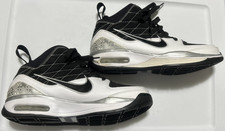 2009 Nike Blue Chip II Black White Basketball Shoes WMN Size 10 367191-101