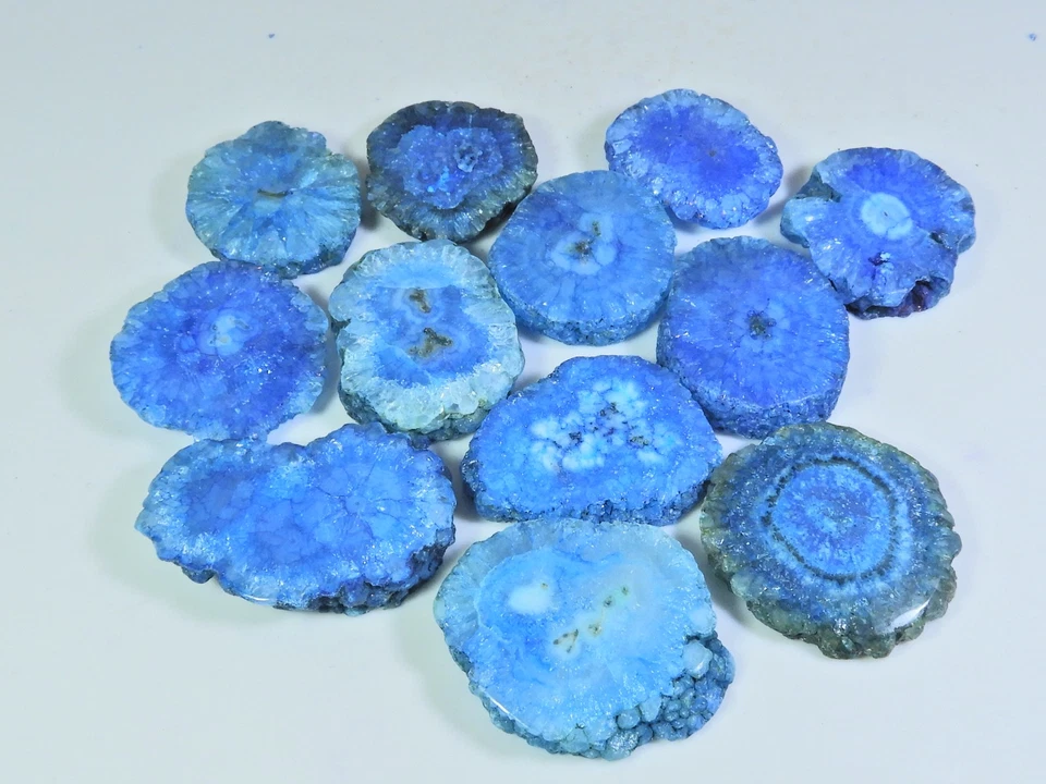 480Cts. Lote de 12 piezas de piedras preciosas sueltas cabujón con forma de mezcla de ágata druzy solar teñida C398 Foto 2 de 4