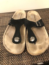 skechers granola pyramids