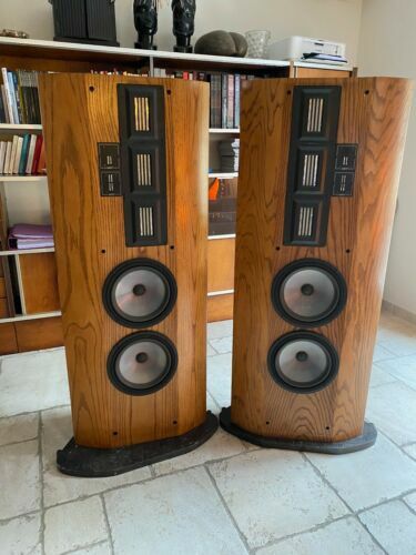 COMPACT C 32 WP ENCEINTE PROFESSIONNELLE À DEUX VOIES