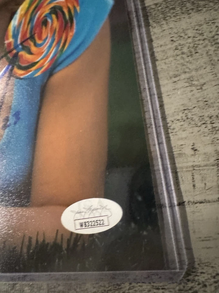 Foto autógrafa firmada por Miss Hancock Stacy Keibler 8X10 certificado de autenticidad JSA WWE METÁLICA Foto 2 de 4