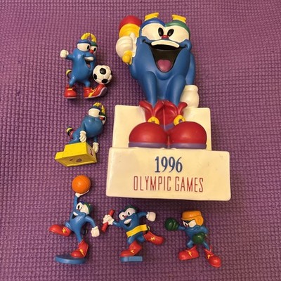 Lot of Atlanta 1996 Olympic Mascot Izzy PVC Figures + Bank Vintage ACOG