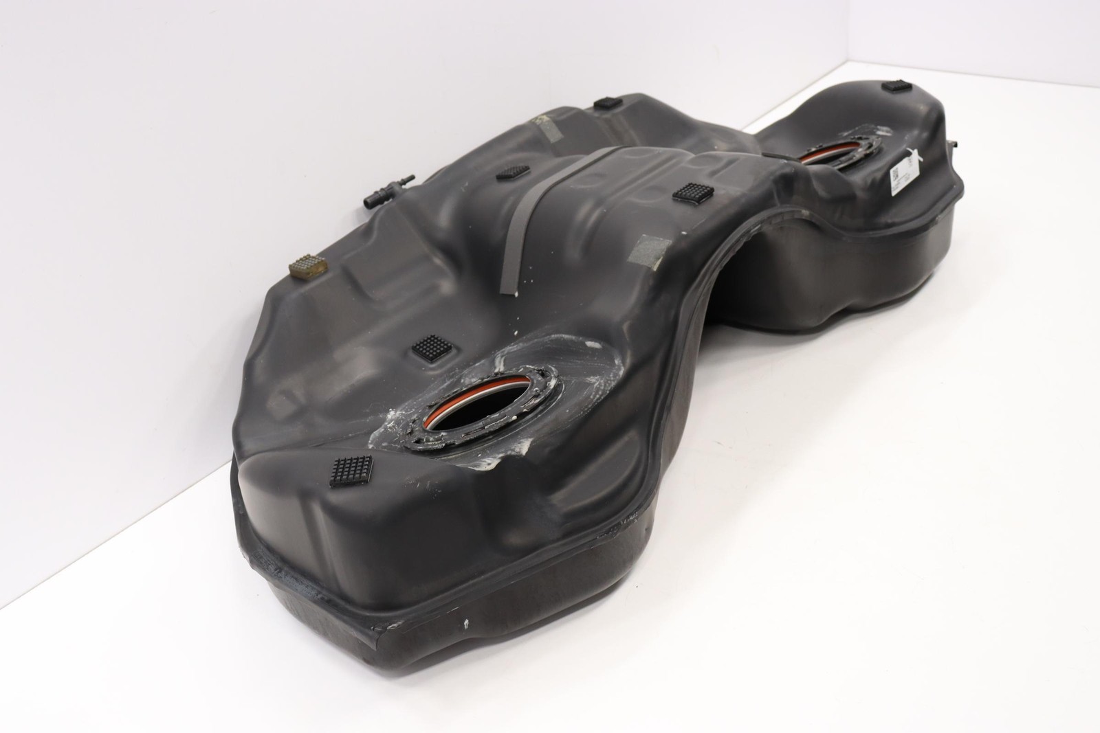 2017 - 2024 MASERATI GHIBLI 3.0L FUEL GAS TANK RESERVOIR STORAGE OEM 06700382480