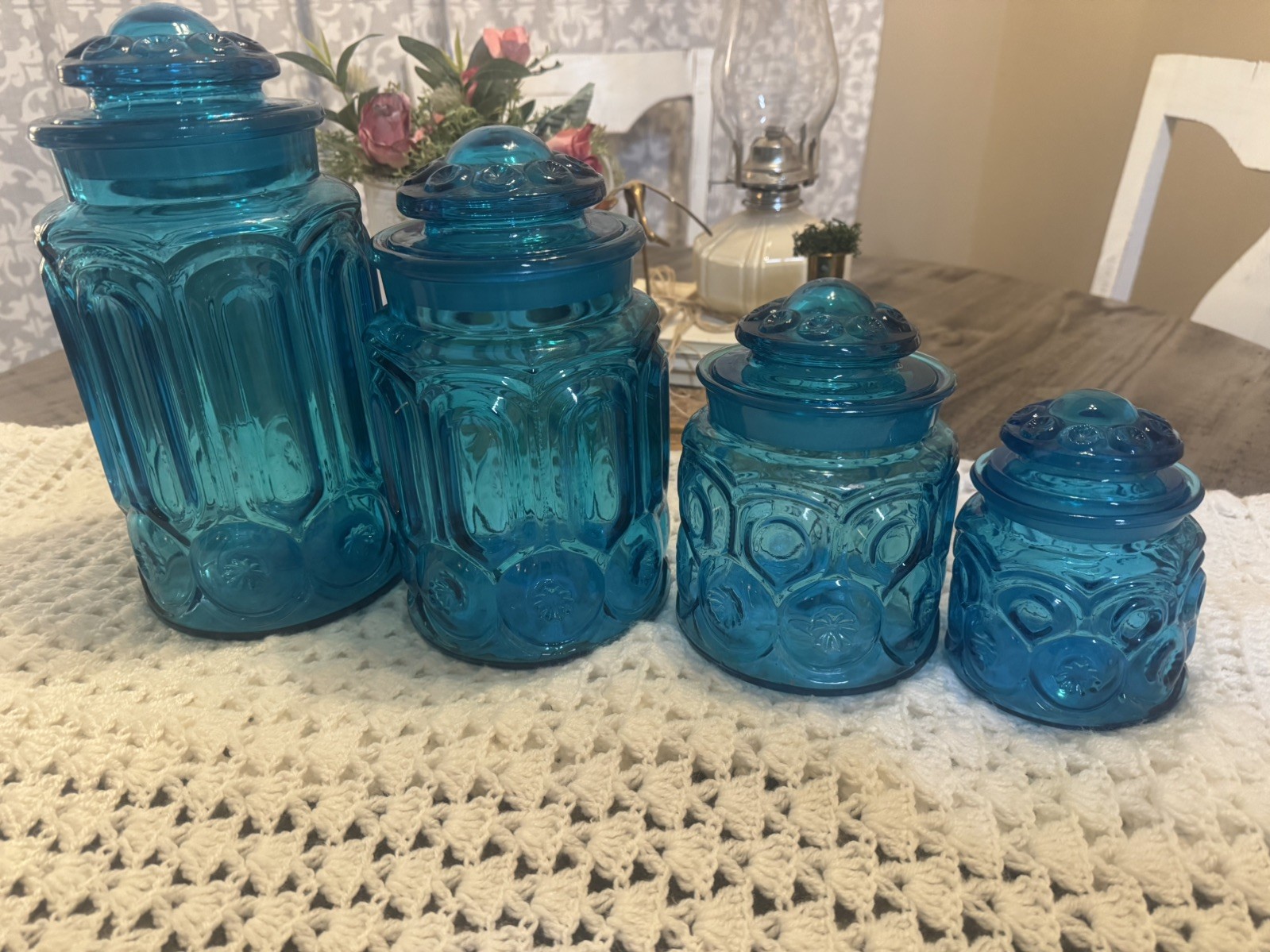 Vintage L.E. Smith  Moon And Stars Aqua Blue Canisters Set Of 4