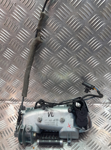 Porsche Panamera 970 Türgriff mit SENSOR Vorne Links 97053706303 - Bild 2 von 3
