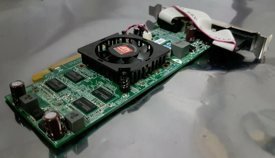 ATI/AMD Radeon HD 5450 1GB PCI-Express Video Graphics Card Cedar XPS 8100 0KP8GM - Image 3 of 4