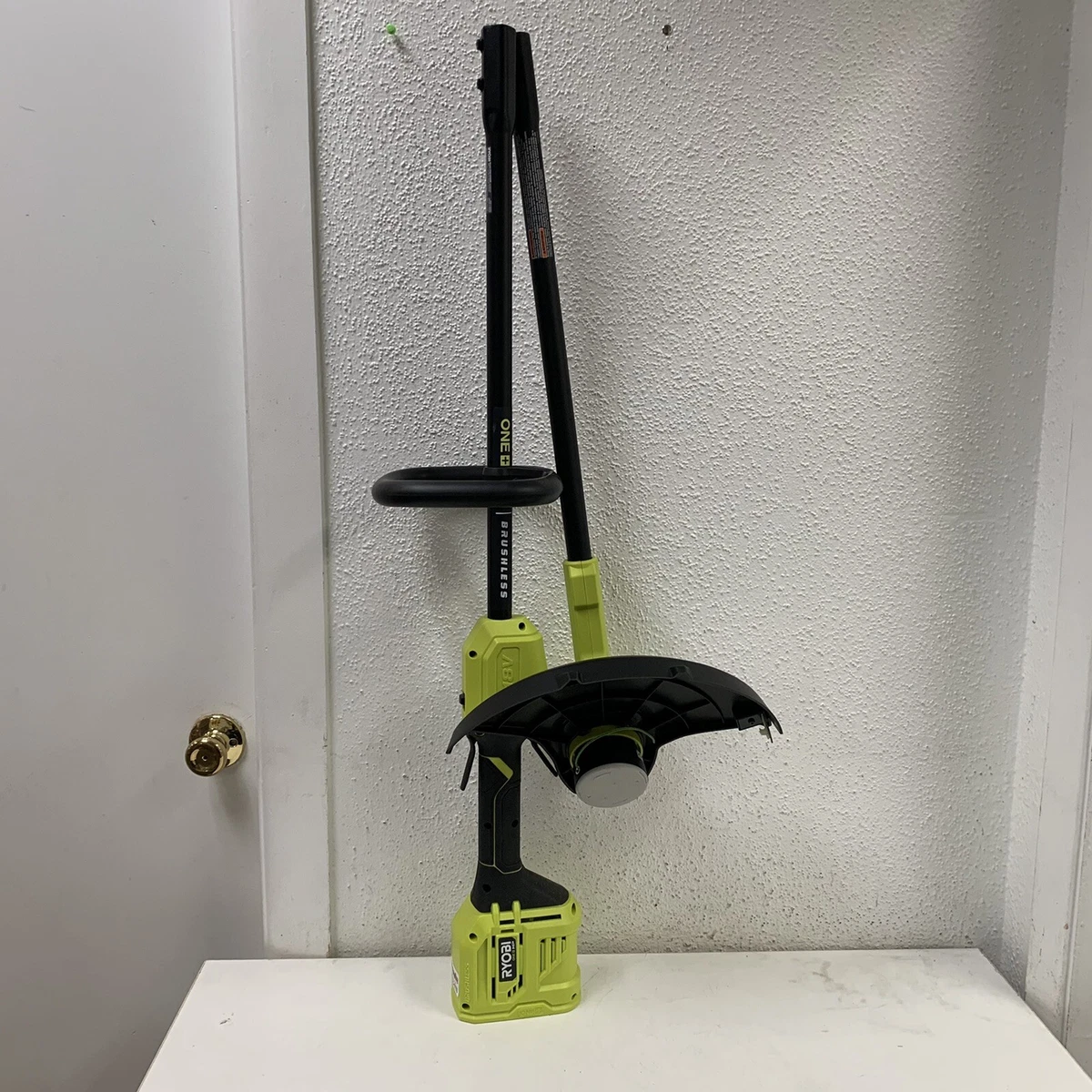 Ryobi 18v 2024 brushless weed eater