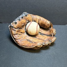 Americana Scrapbook 1998 S.S. Sarna Old Baseball Glove Mitt Figurine W/tag EC