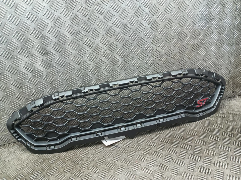 FORD FIESTA GRILLE FRONT BUMPER ST LINE K1BB-8200-A1C5JN6 MK8 2020 - 2022 - Image 3 of 4