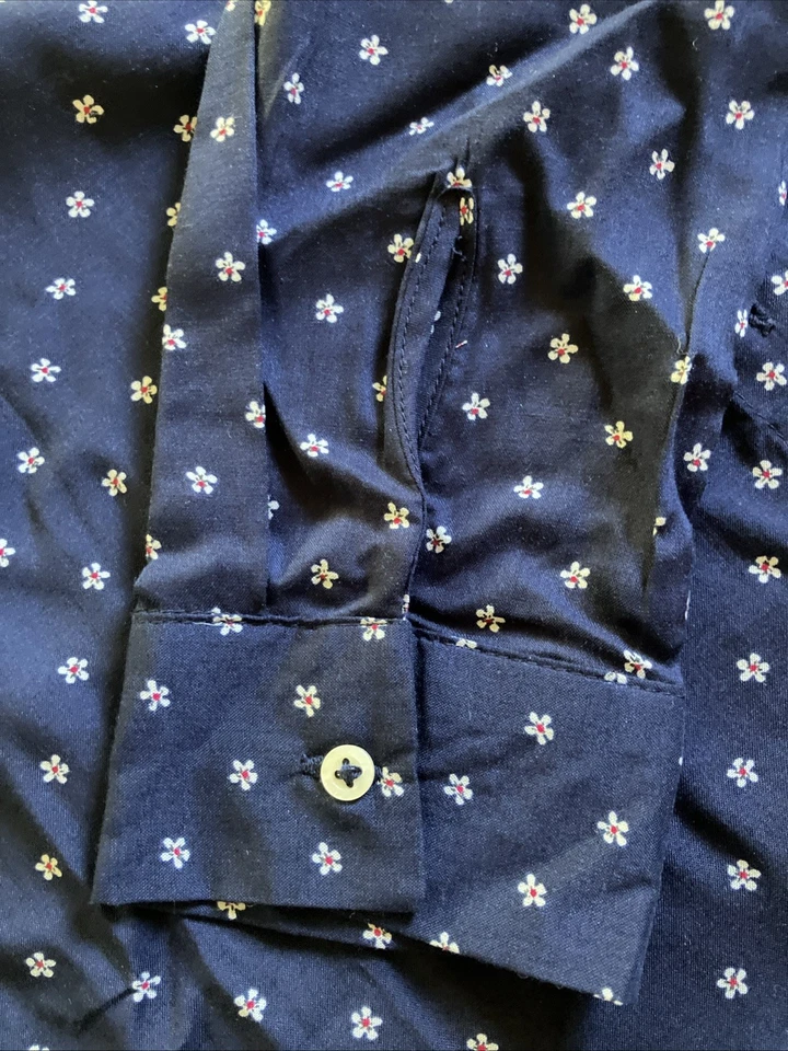 Bluse von Springfield dunkelblau mit weißen Blümchen Größe 38 sehr guter Zustand - Bild 4 von 4