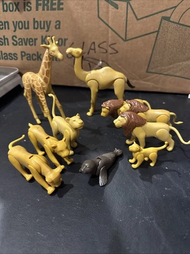 Vintage Playmobil Animal Figurines Lions Lioness Camel Giraffe Seal