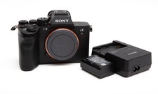 Sony Alpha A7R V A7RV ILCE-7RM5/B 61MP Pro Workhorse USA Model