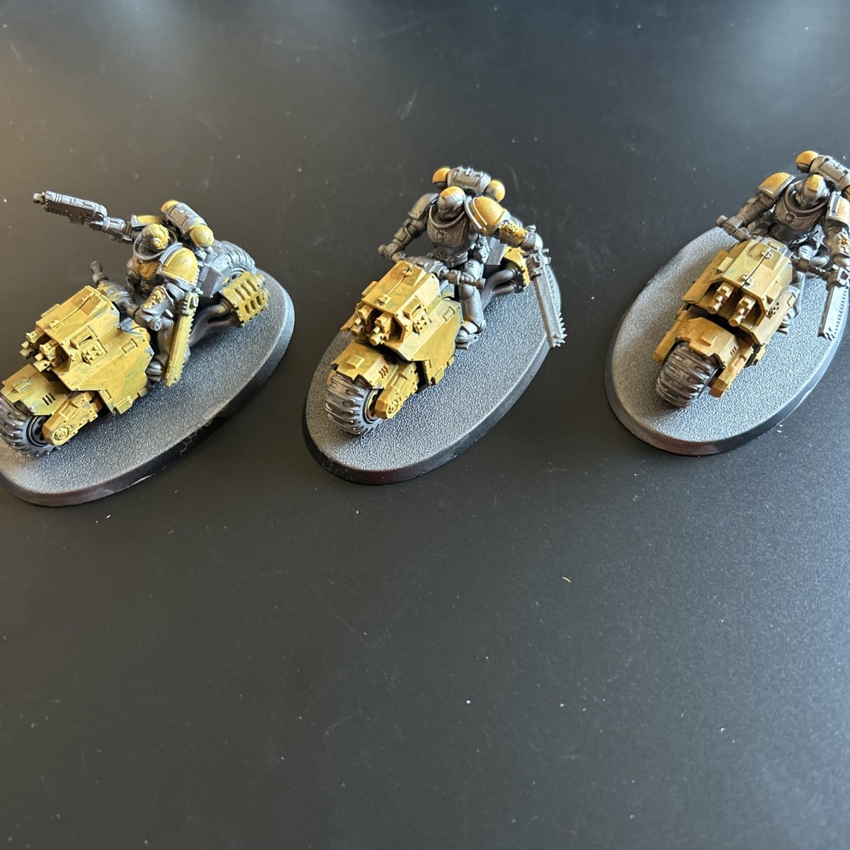 Games Workshop Warhammer 40,000 Primaris Outriders x3 Bikers Space 